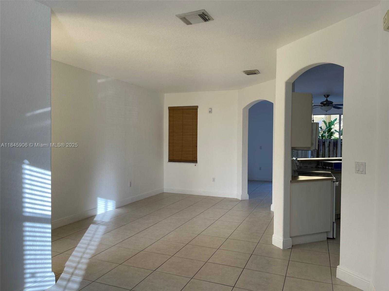 Small Image of 11413 SOUTH WEST 137TH PSGE, Miami Number 3
