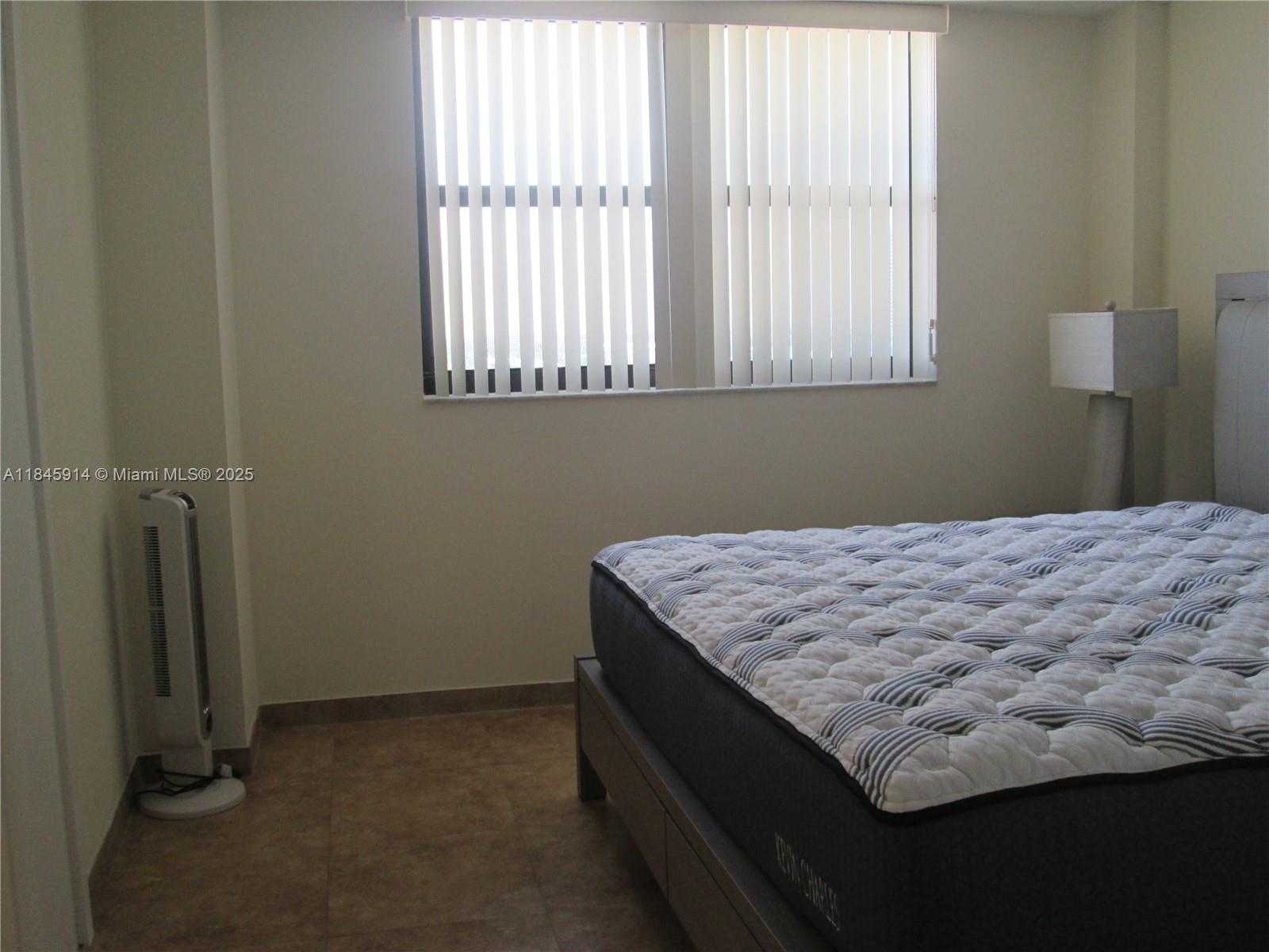 Small Image of 290 174TH ST #903, Sunny Isles Beach Number 14