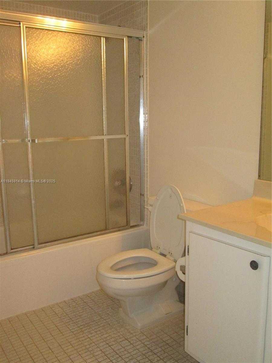 Small Image of 290 174TH ST #903, Sunny Isles Beach Number 15