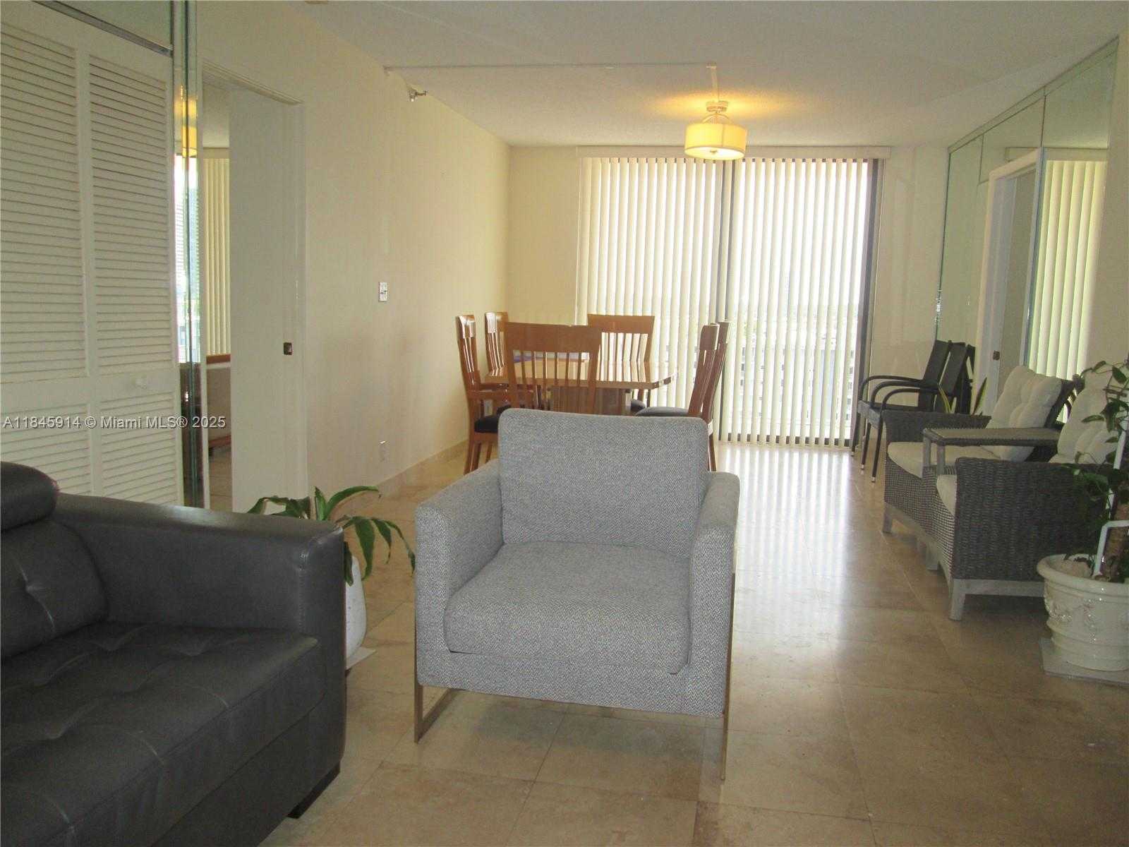 Small Image of 290 174TH ST #903, Sunny Isles Beach Number 4