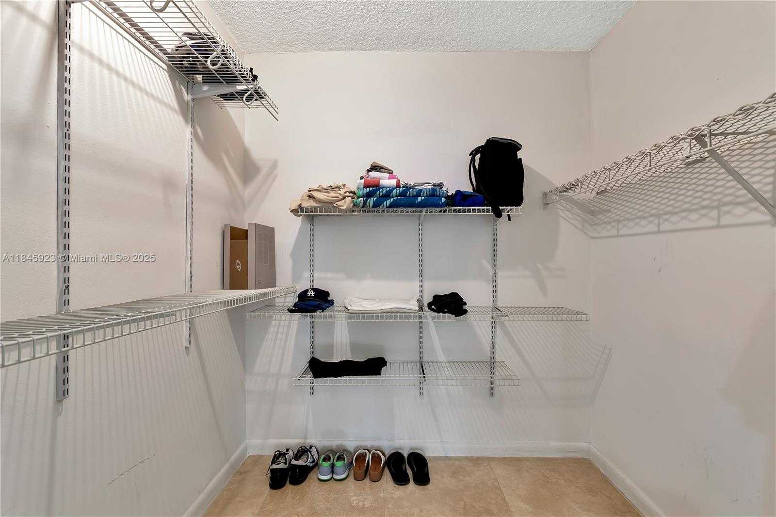 Small Image of 800 WEST AVE #635, Miami Beach Number 12