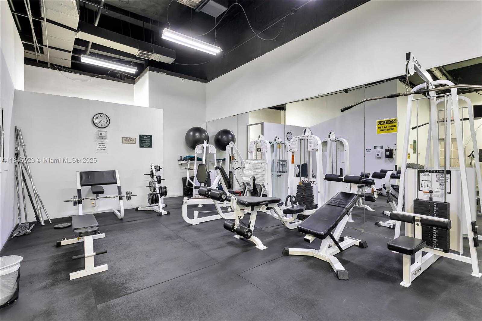 Small Image of 800 WEST AVE #635, Miami Beach Number 14