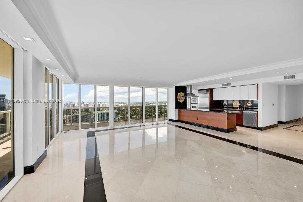 Small Image of 1850 SOUTH OCEAN DR #4204, Hallandale Beach Number 10