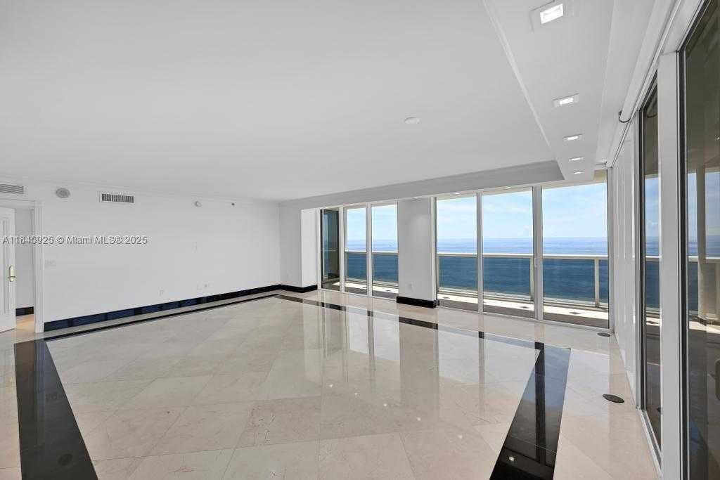Small Image of 1850 SOUTH OCEAN DR #4204, Hallandale Beach Number 14