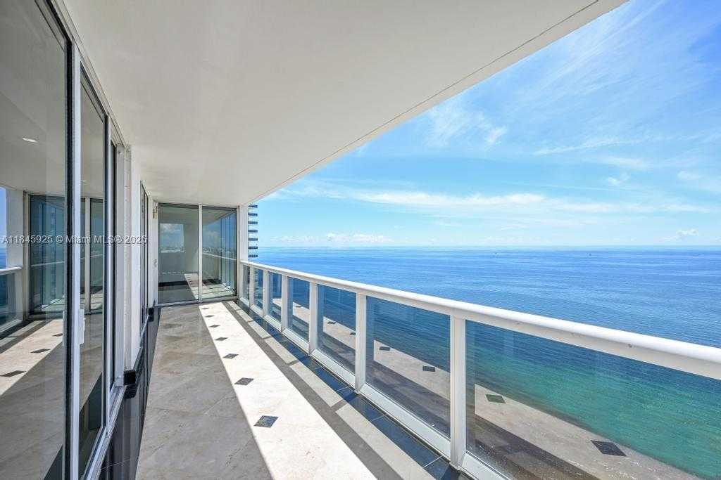 Small Image of 1850 SOUTH OCEAN DR #4204, Hallandale Beach Number 2