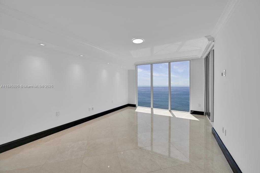 Small Image of 1850 SOUTH OCEAN DR #4204, Hallandale Beach Number 21