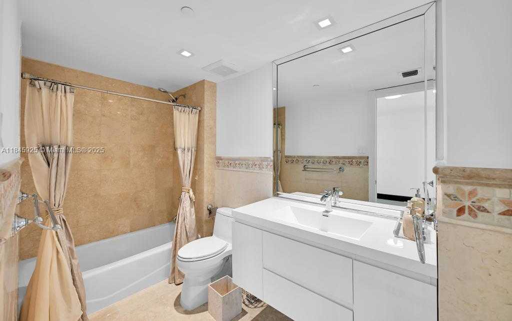 Small Image of 1850 SOUTH OCEAN DR #4204, Hallandale Beach Number 34