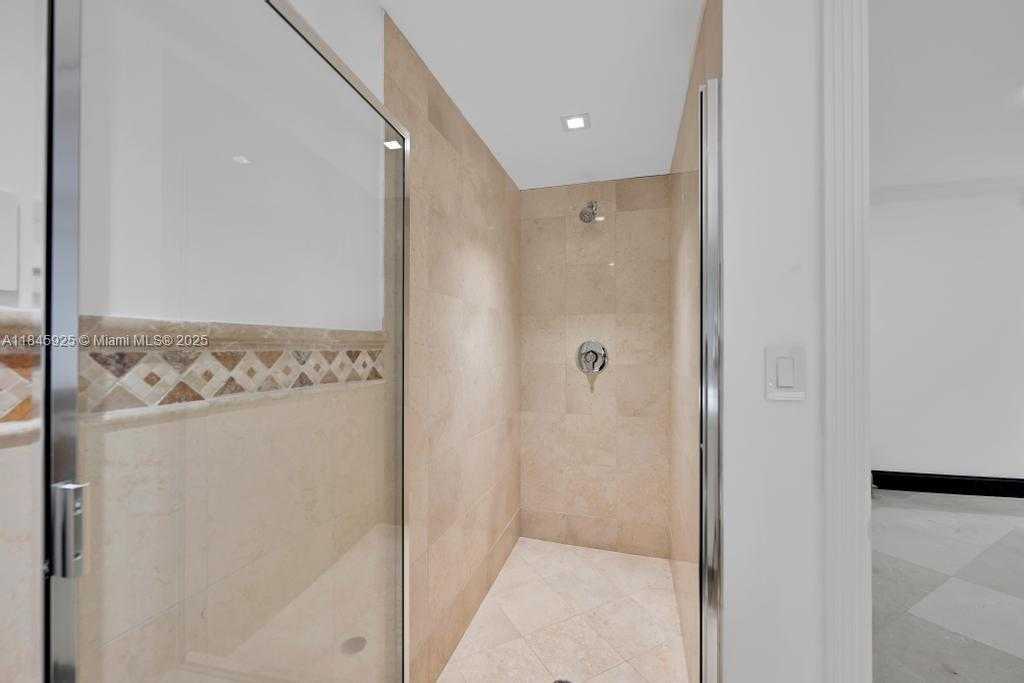 Small Image of 1850 SOUTH OCEAN DR #4204, Hallandale Beach Number 37