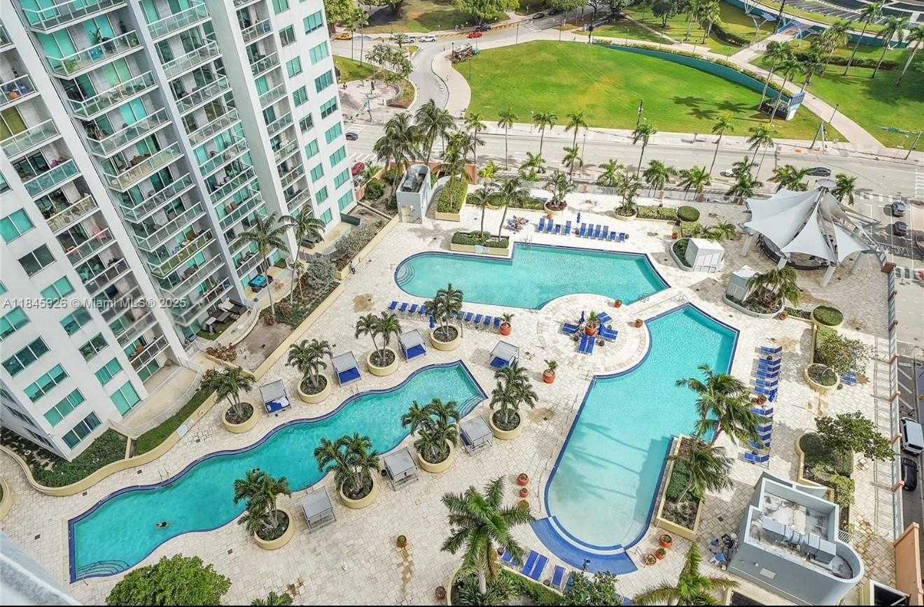 Small Image of 253 NORTH EAST 2ND ST #4304, Miami Number 28