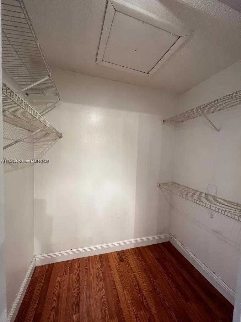 Small Image of 9403 SW 138th Pl, Miami, FL 33186, USA Number 13