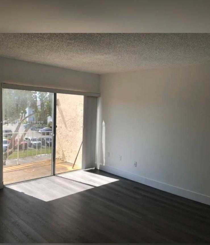 Small Image of 9373 FONTAINEBLEAU BLVD #K220, Miami Number 5