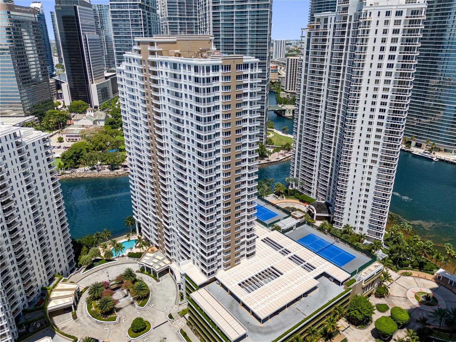 Small Image of 801 BRICKELL KEY BLVD #1512, Miami Number 14