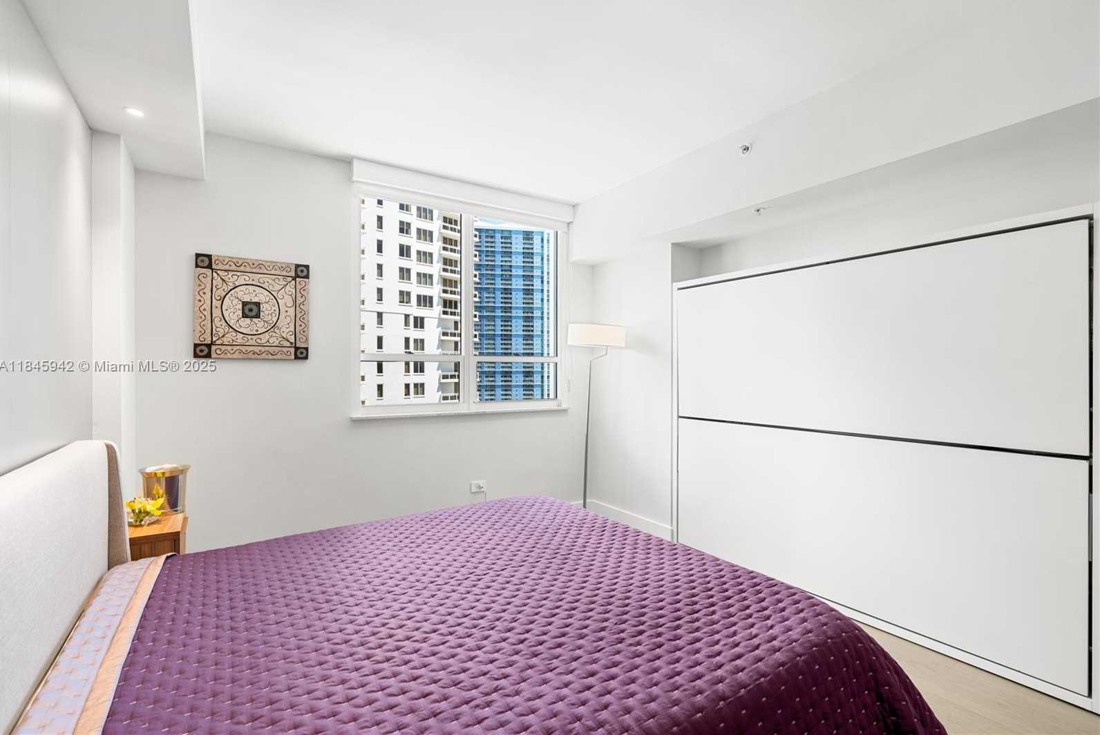 Small Image of 801 BRICKELL KEY BLVD #1512, Miami Number 21