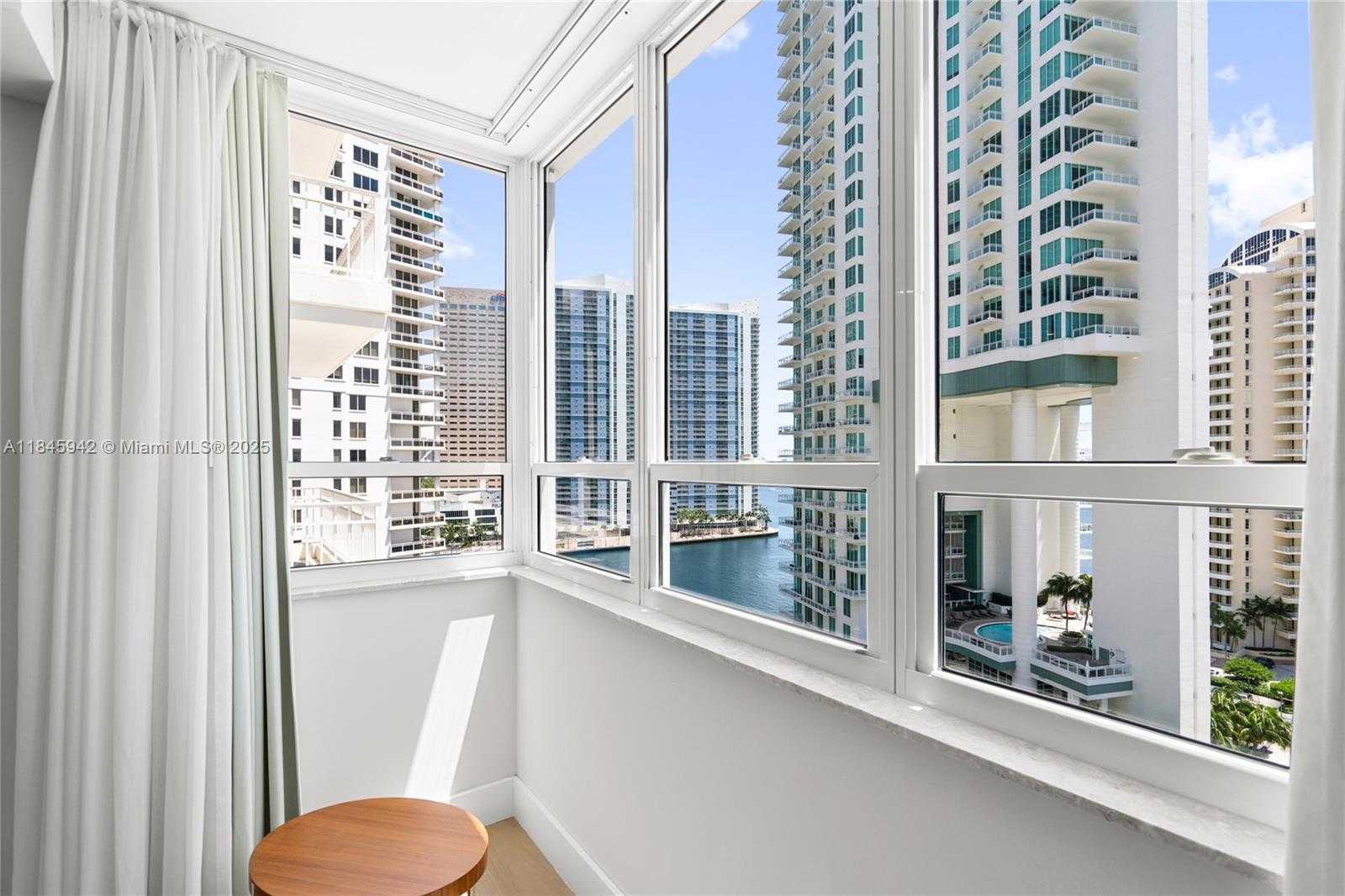 Small Image of 801 BRICKELL KEY BLVD #1512, Miami Number 33