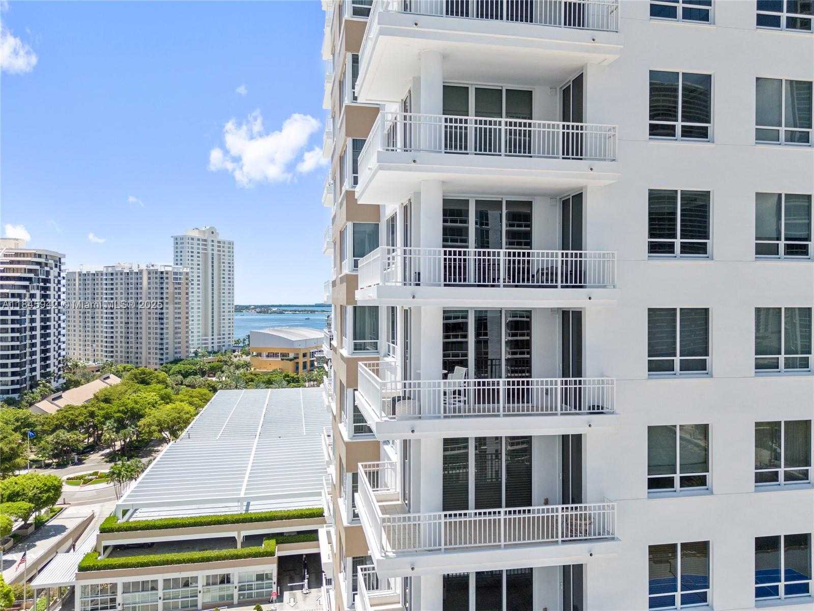Small Image of 801 BRICKELL KEY BLVD #1512, Miami Number 44