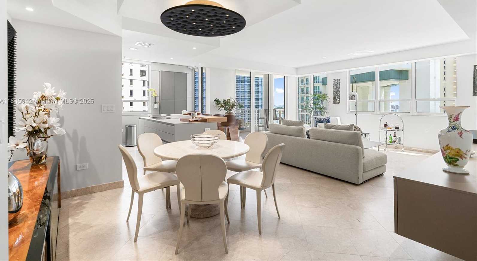 Small Image of 801 BRICKELL KEY BLVD #1512, Miami Number 6