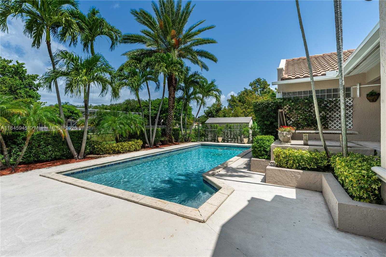 Small Image of 17494 SOUTH WEST 83RD CT, Palmetto Bay Number 10