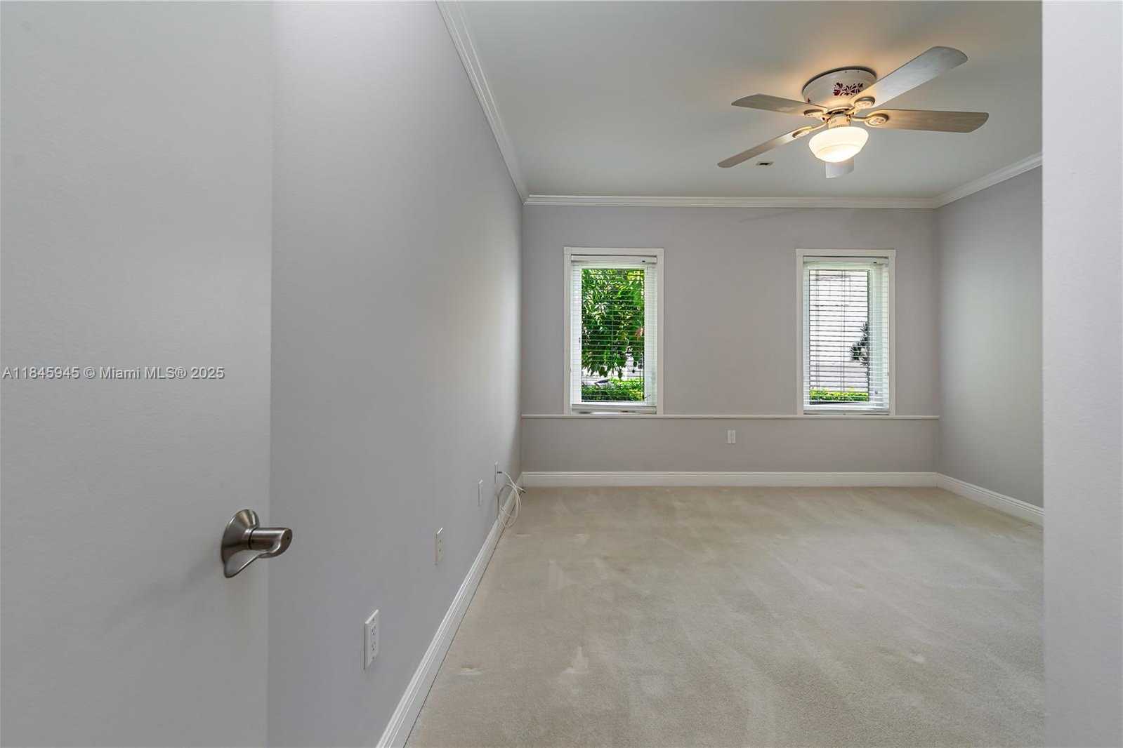 Small Image of 17494 SOUTH WEST 83RD CT, Palmetto Bay Number 23