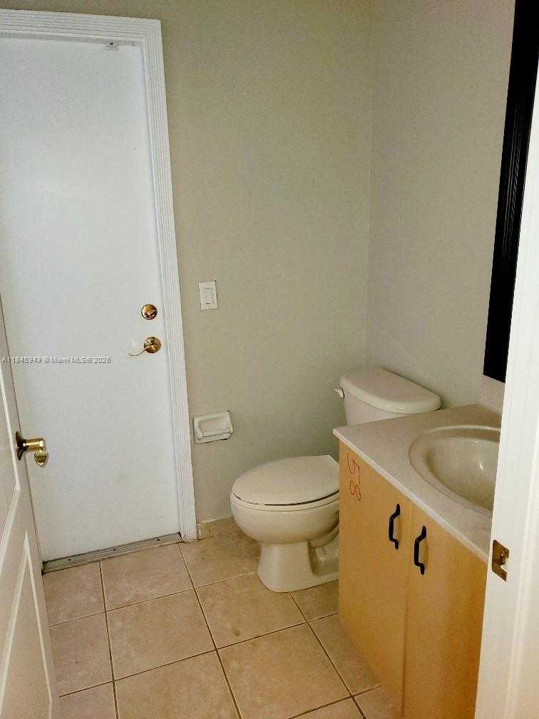 Small Image of 16431 SOUTH WEST 60TH TER, Miami Number 15