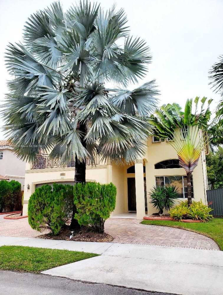 Small Image of 16431 SOUTH WEST 60TH TER, Miami Number 2