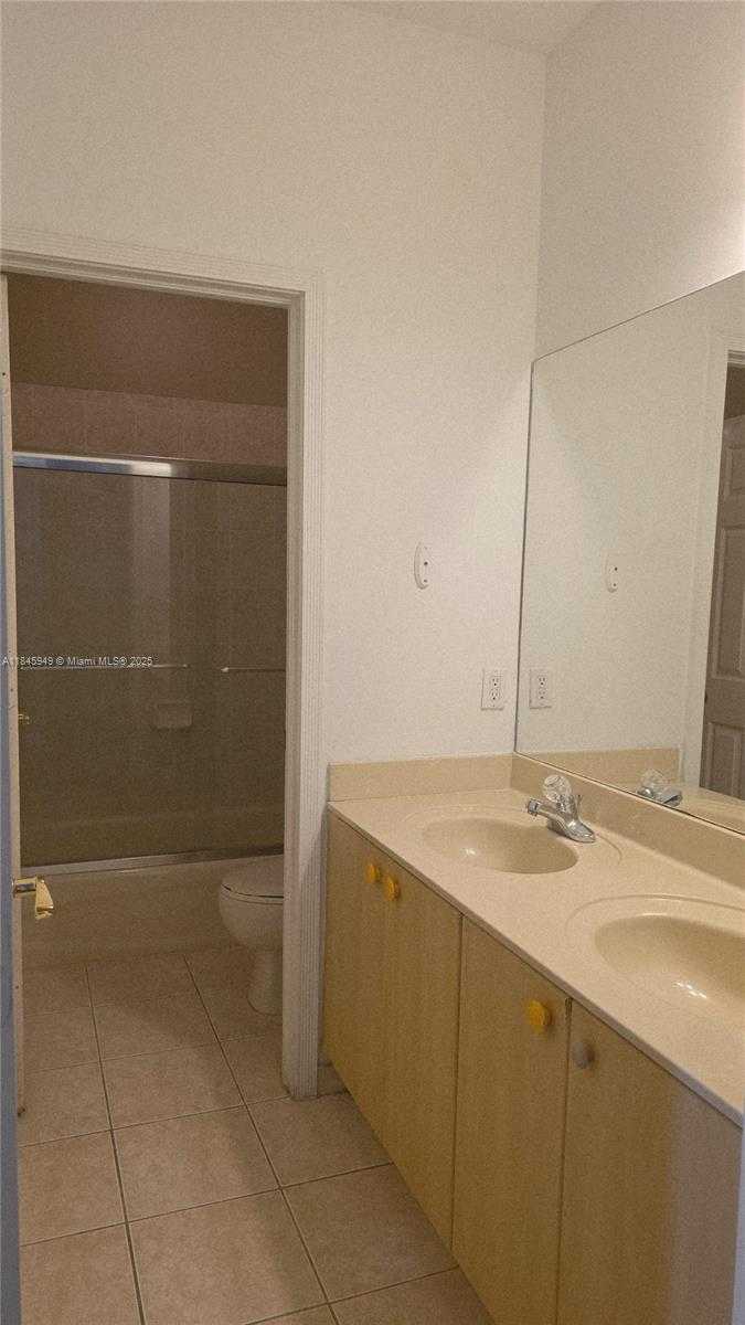 Small Image of 16431 SOUTH WEST 60TH TER, Miami Number 20