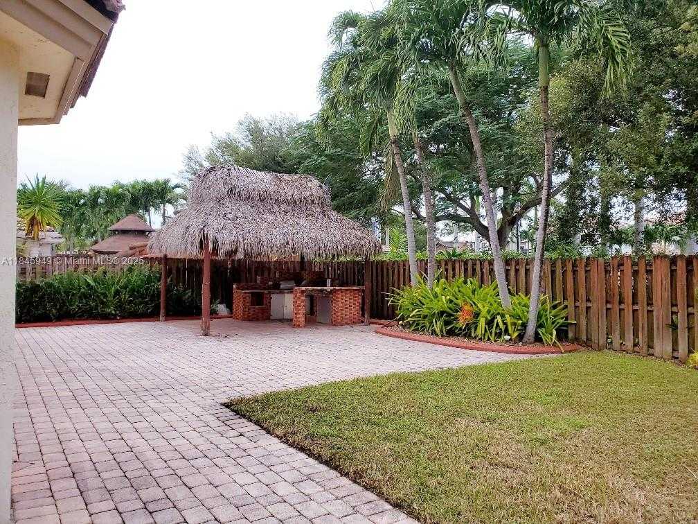 Small Image of 16431 SOUTH WEST 60TH TER, Miami Number 30