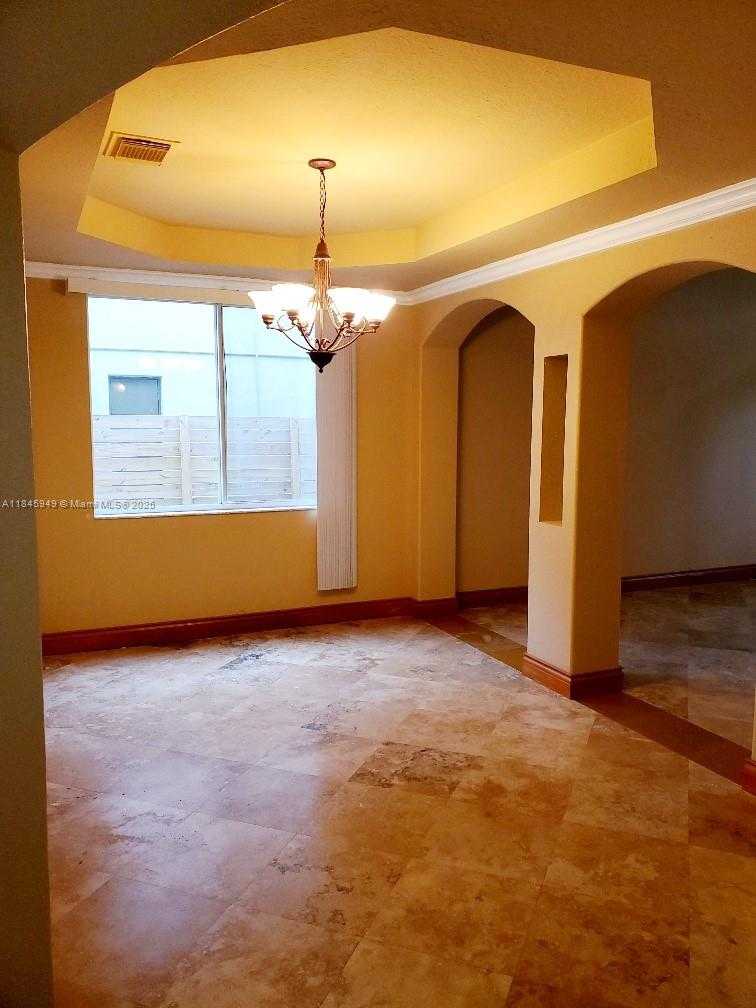 Small Image of 16431 SOUTH WEST 60TH TER, Miami Number 6