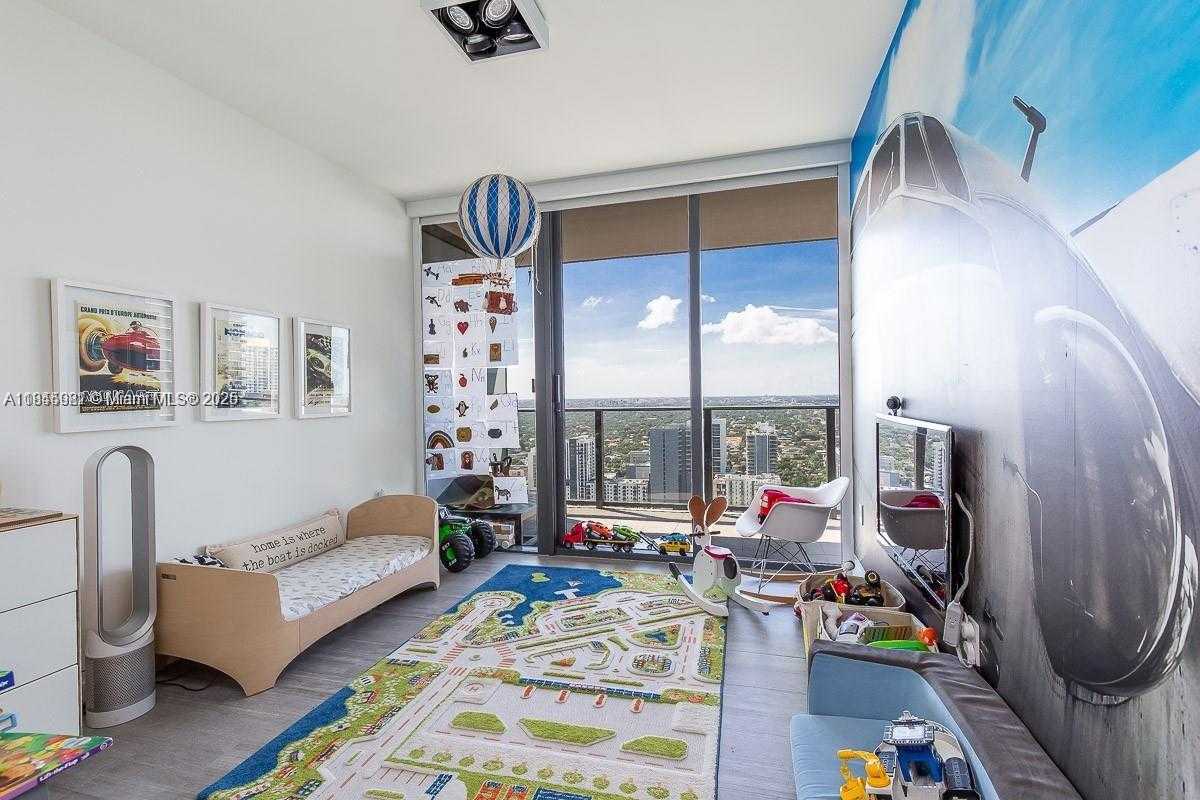 Small Image of 1000 BRICKELL PLZ #3512, Miami Number 13