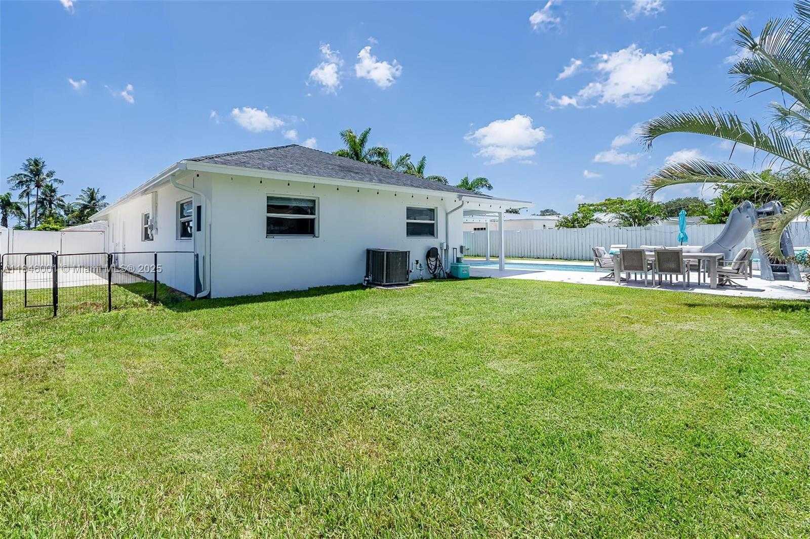 Small Image of 669 NORTH WEST 15TH AVE, Boca Raton Number 47