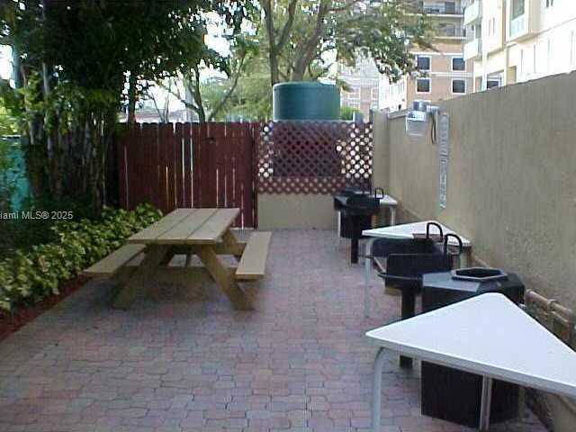 Small Image of 3500 CORAL WY #905, Miami Number 11