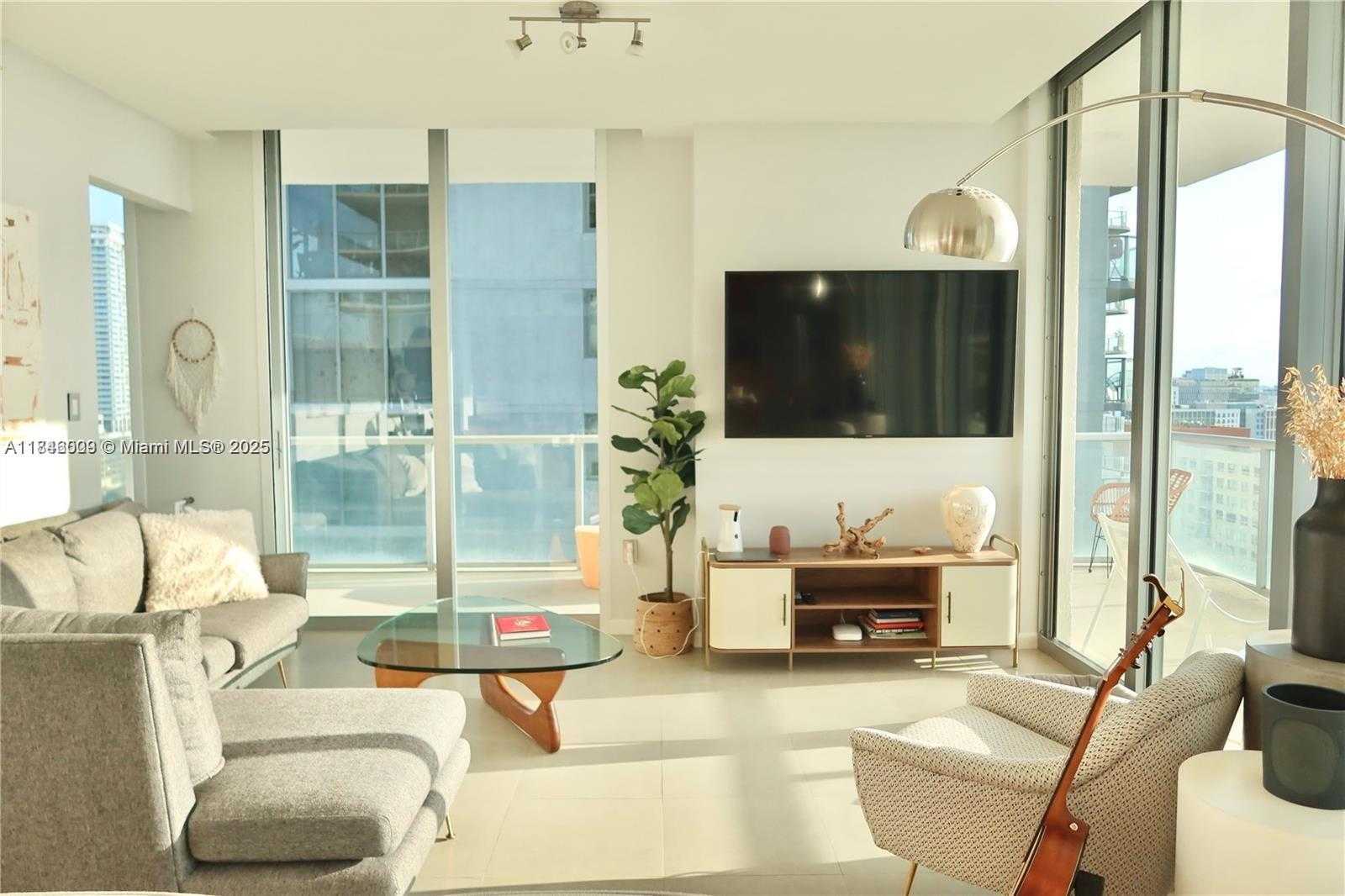 Small Image of 3470 EAST COAST AVE #H1710, Miami Number 6