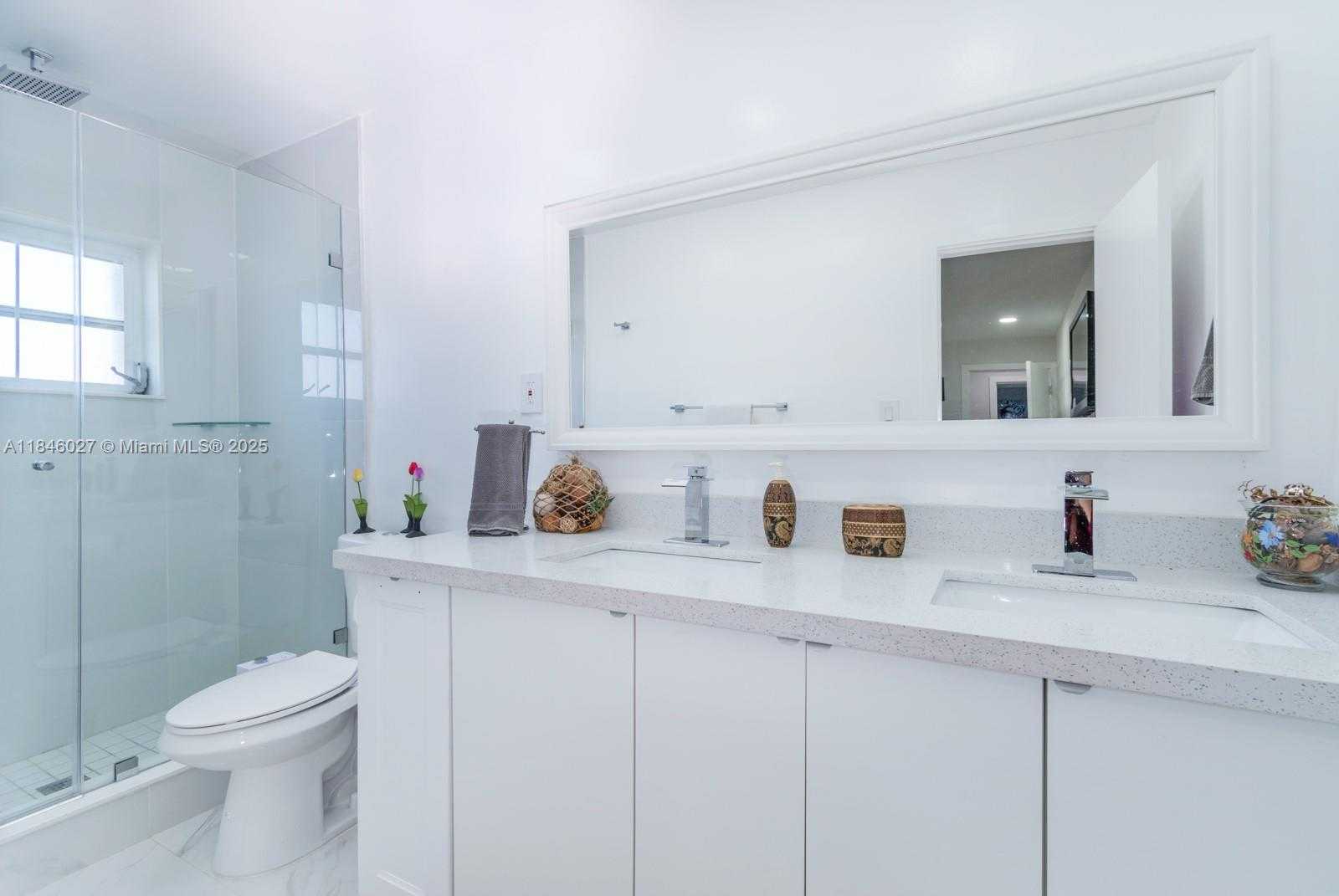 Small Image of 6613 WEST WESTWOOD BLVD W, Tamarac Number 11