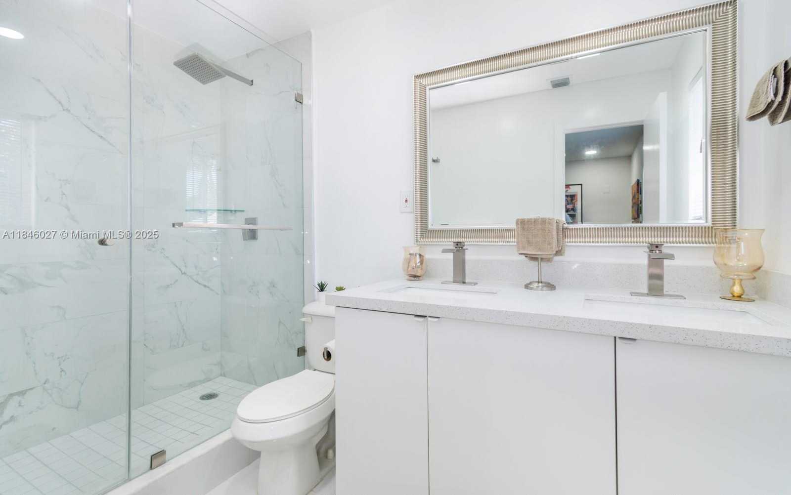 Small Image of 6613 WEST WESTWOOD BLVD W, Tamarac Number 18