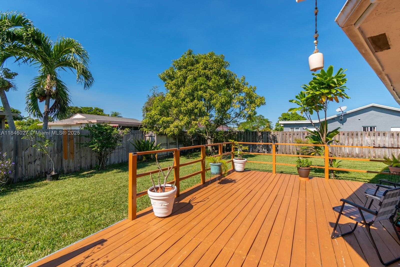 Small Image of 6613 WEST WESTWOOD BLVD W, Tamarac Number 21