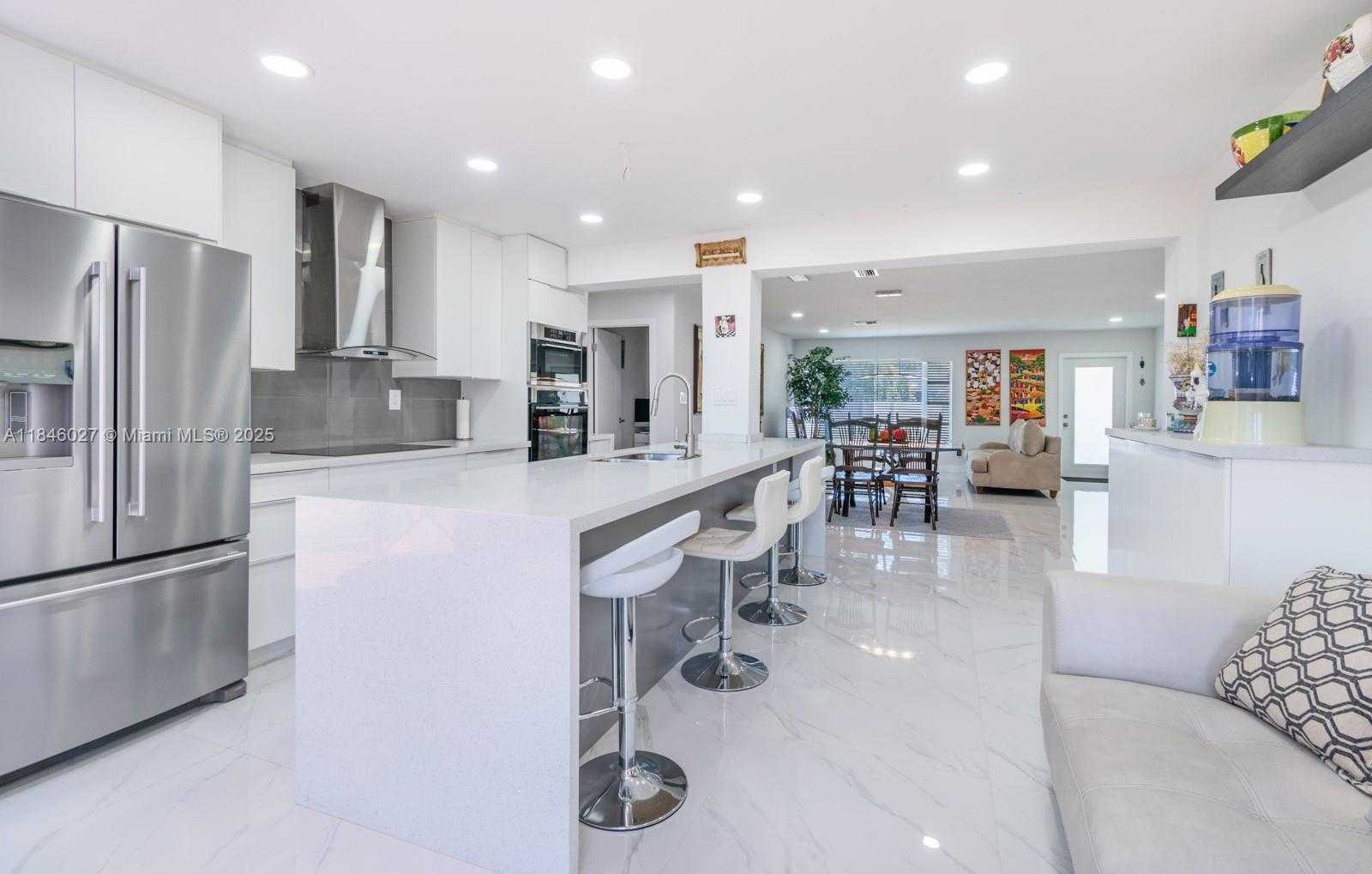 Small Image of 6613 WEST WESTWOOD BLVD W, Tamarac Number 6