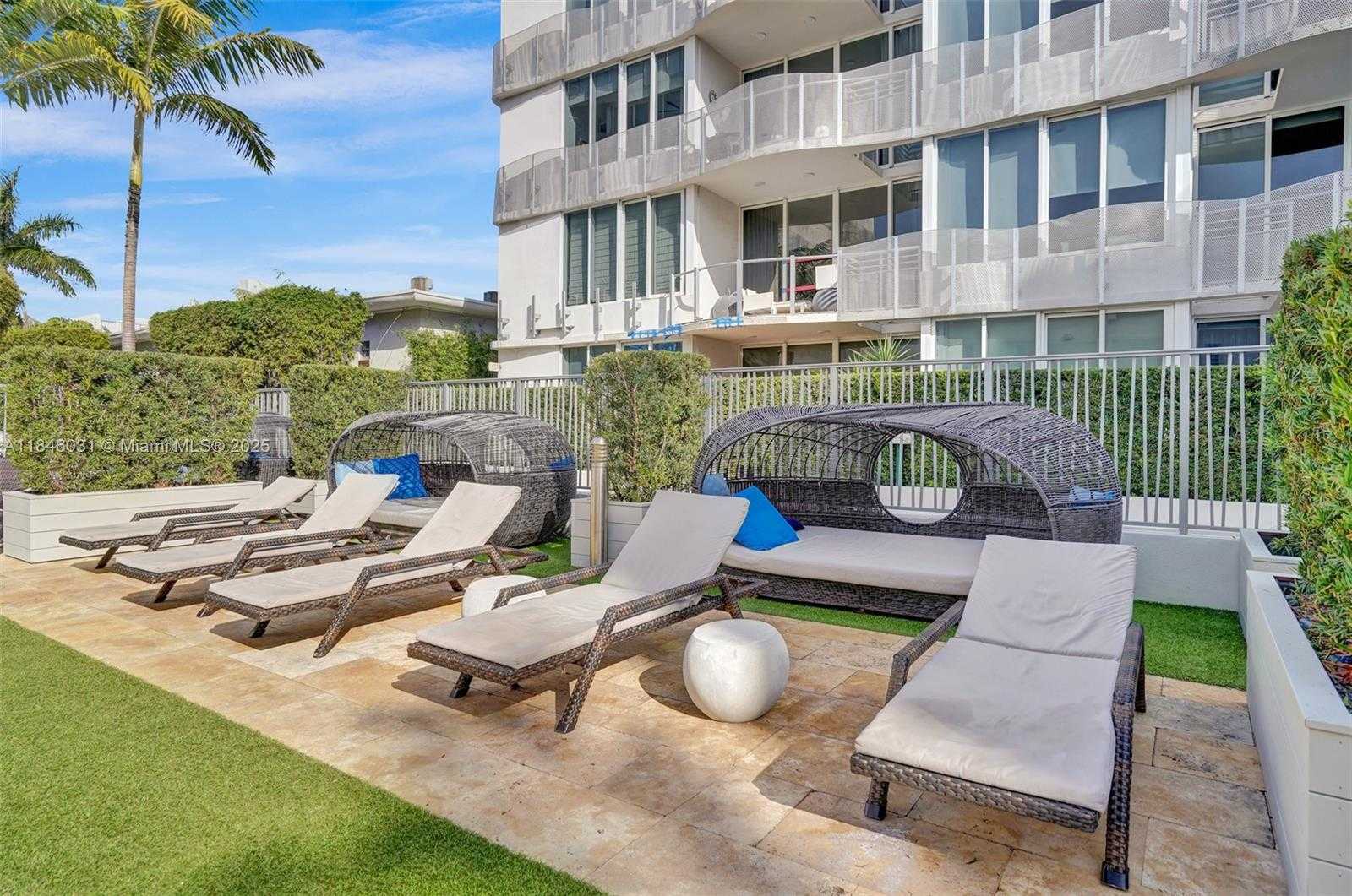 Small Image of 2100 PARK AVE #310, Miami Beach Number 17