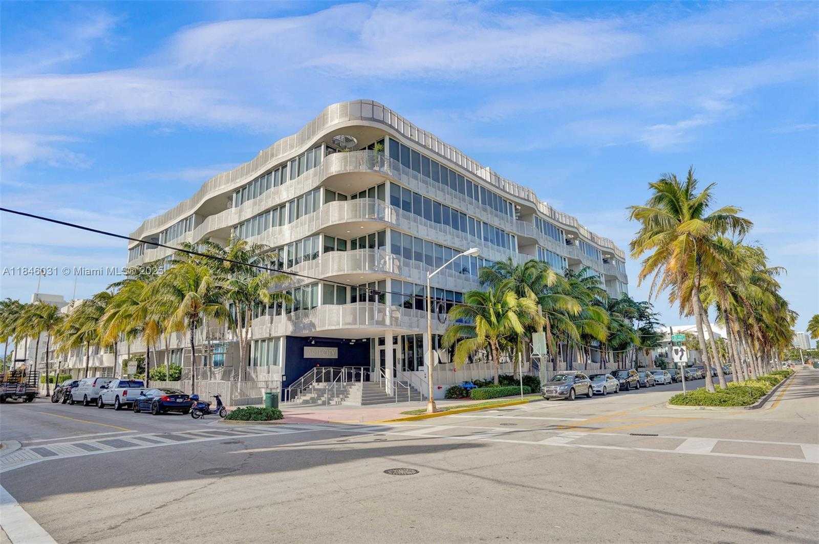 Small Image of 2100 PARK AVE #310, Miami Beach Number 18