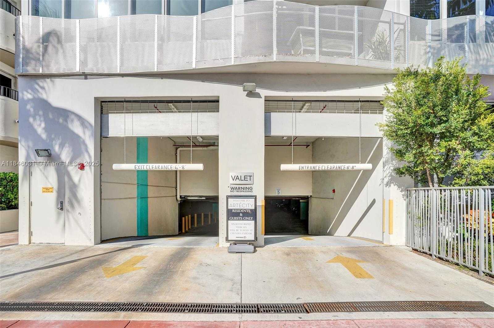 Small Image of 2100 PARK AVE #310, Miami Beach Number 22