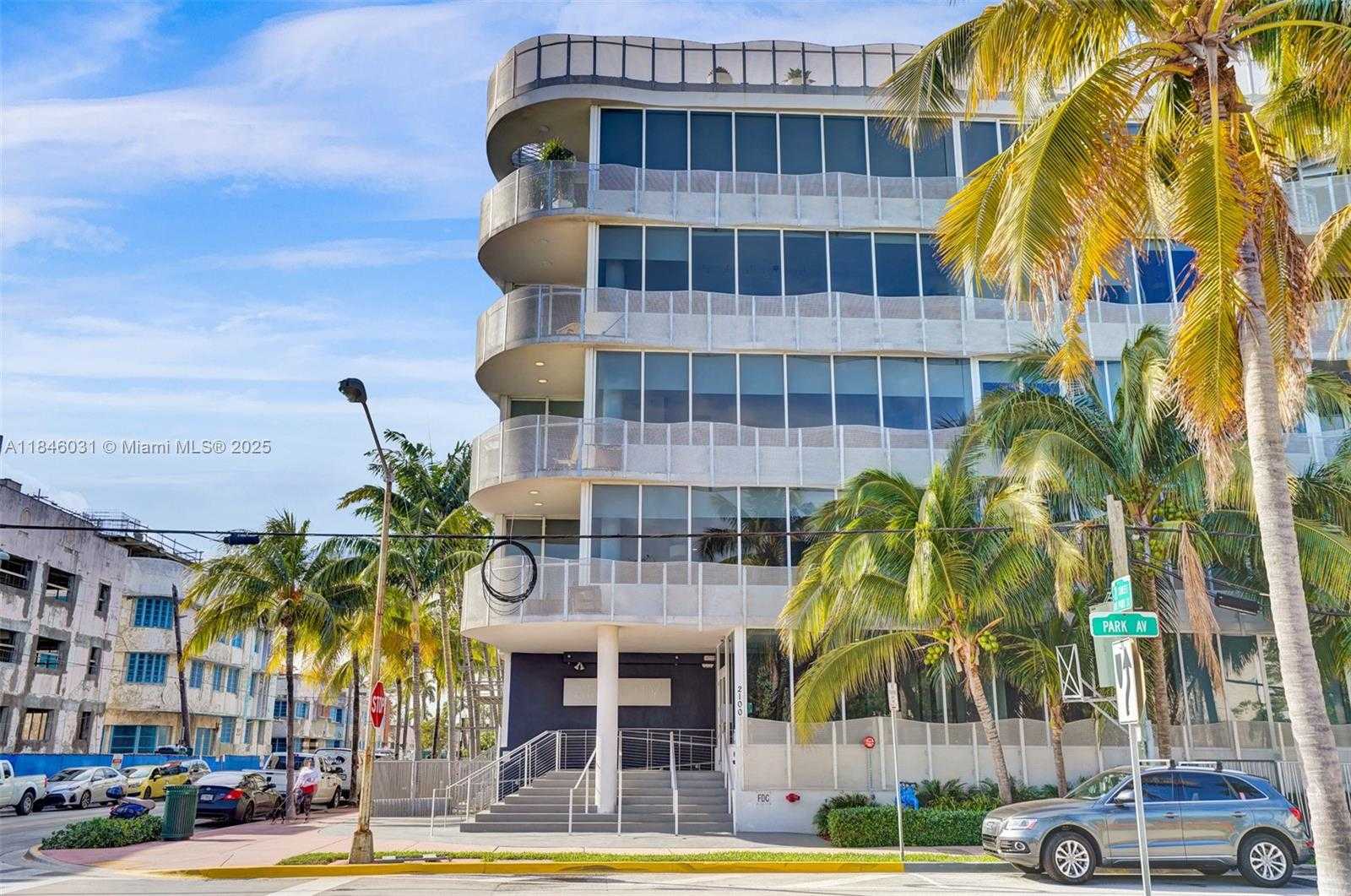 Small Image of 2100 PARK AVE #310, Miami Beach Number 38