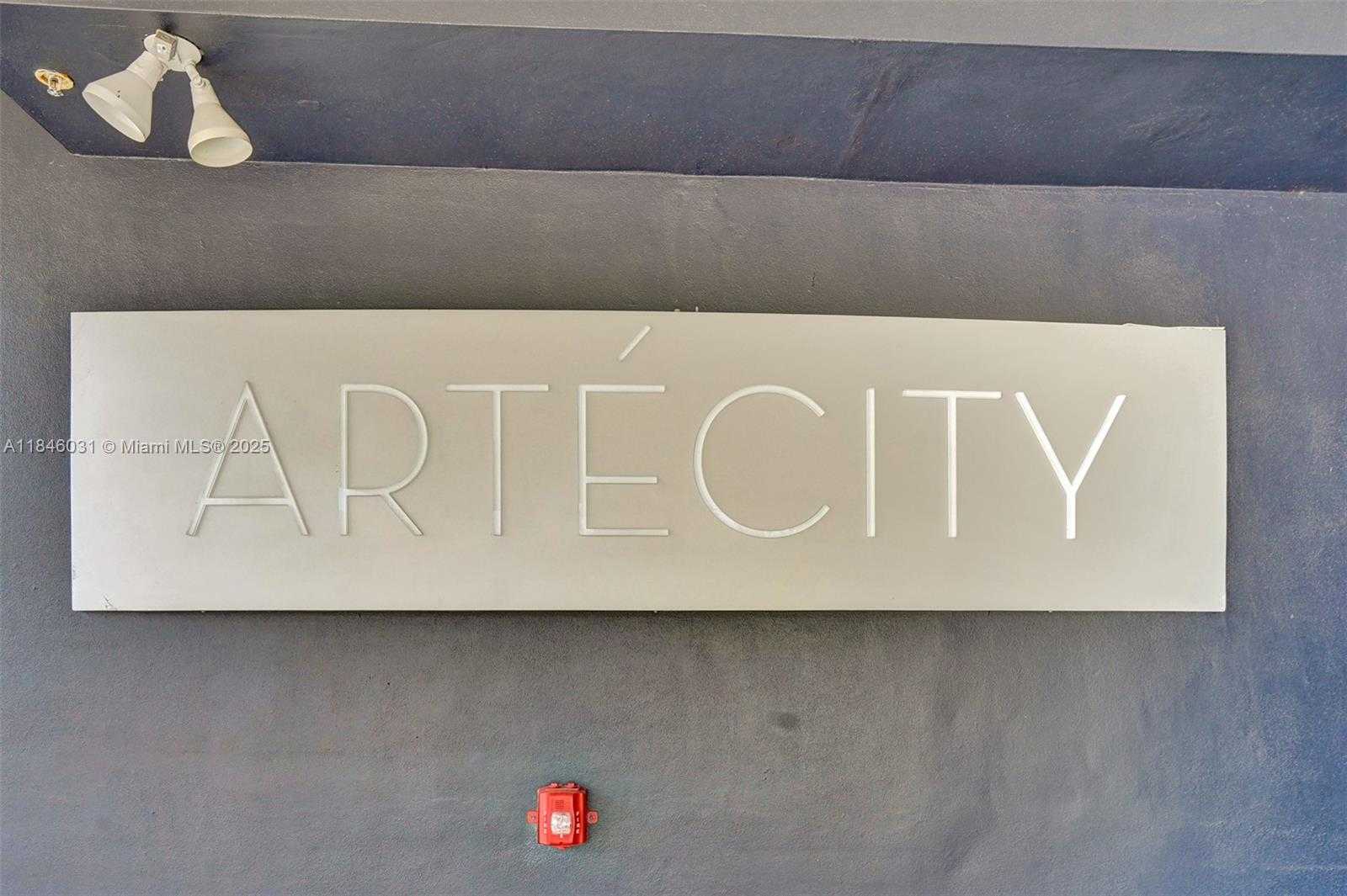 Small Image of 2100 PARK AVE #310, Miami Beach Number 42