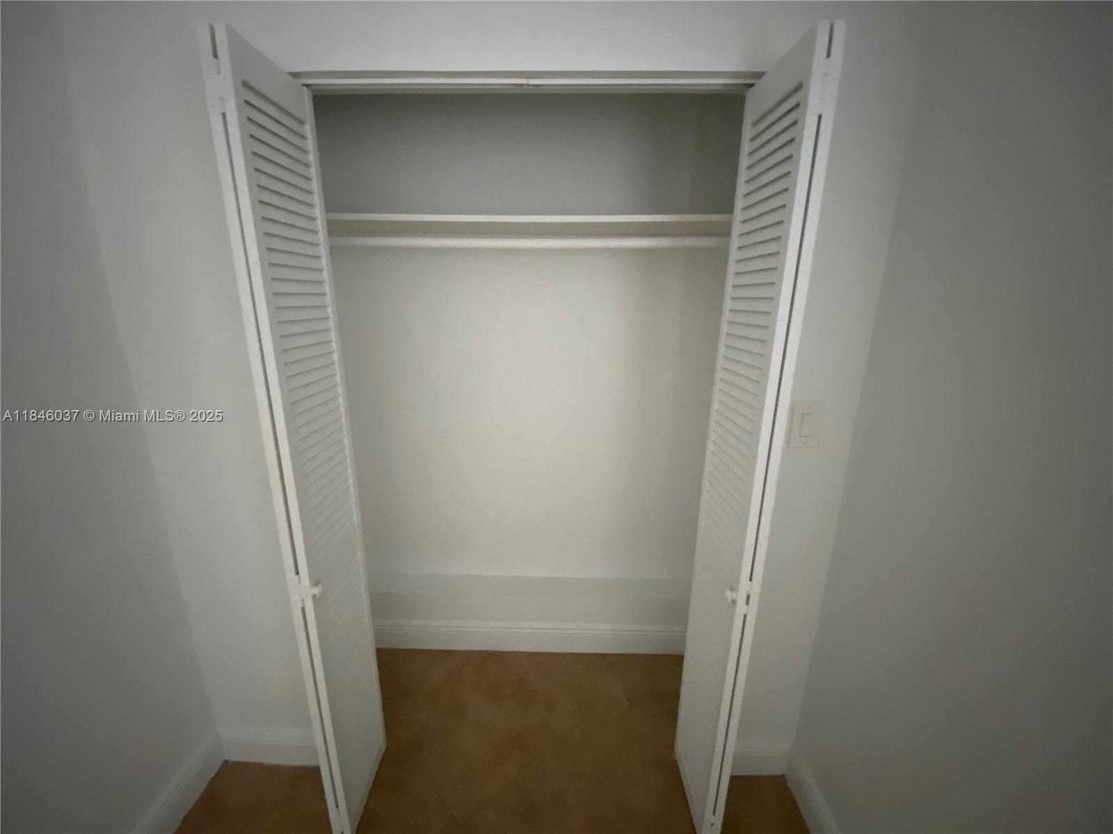 Small Image of 2446 JOHNSON ST, Hollywood Number 18