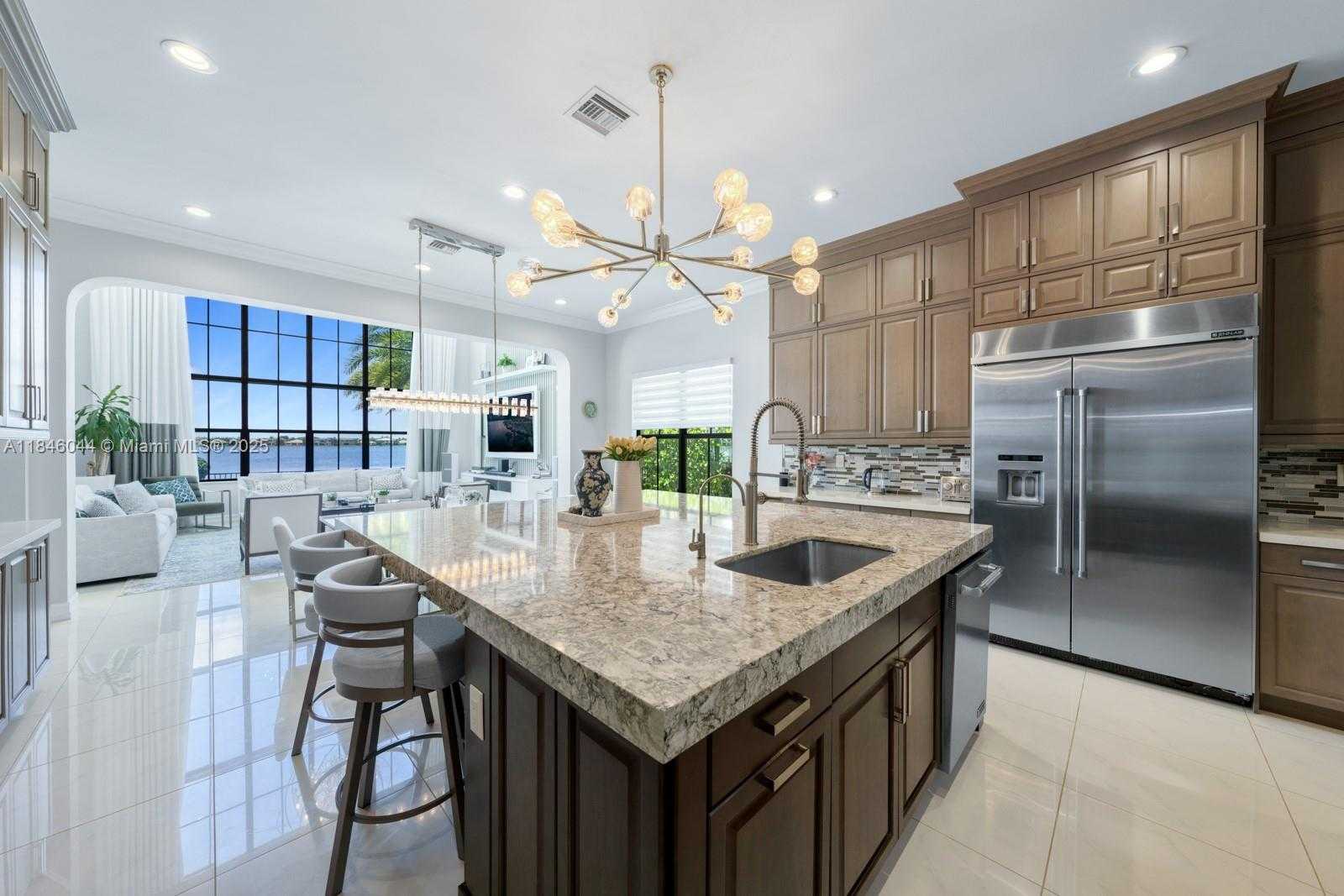 Small Image of 8545 EAST WATERCREST CIR E, Parkland Number 15
