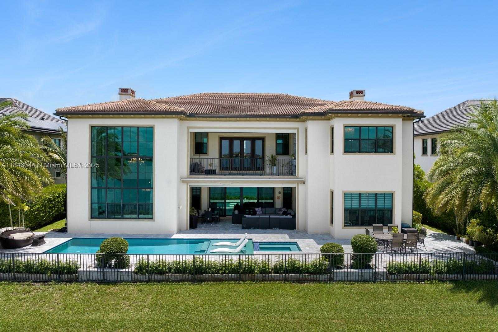 Small Image of 8545 EAST WATERCREST CIR E, Parkland Number 4