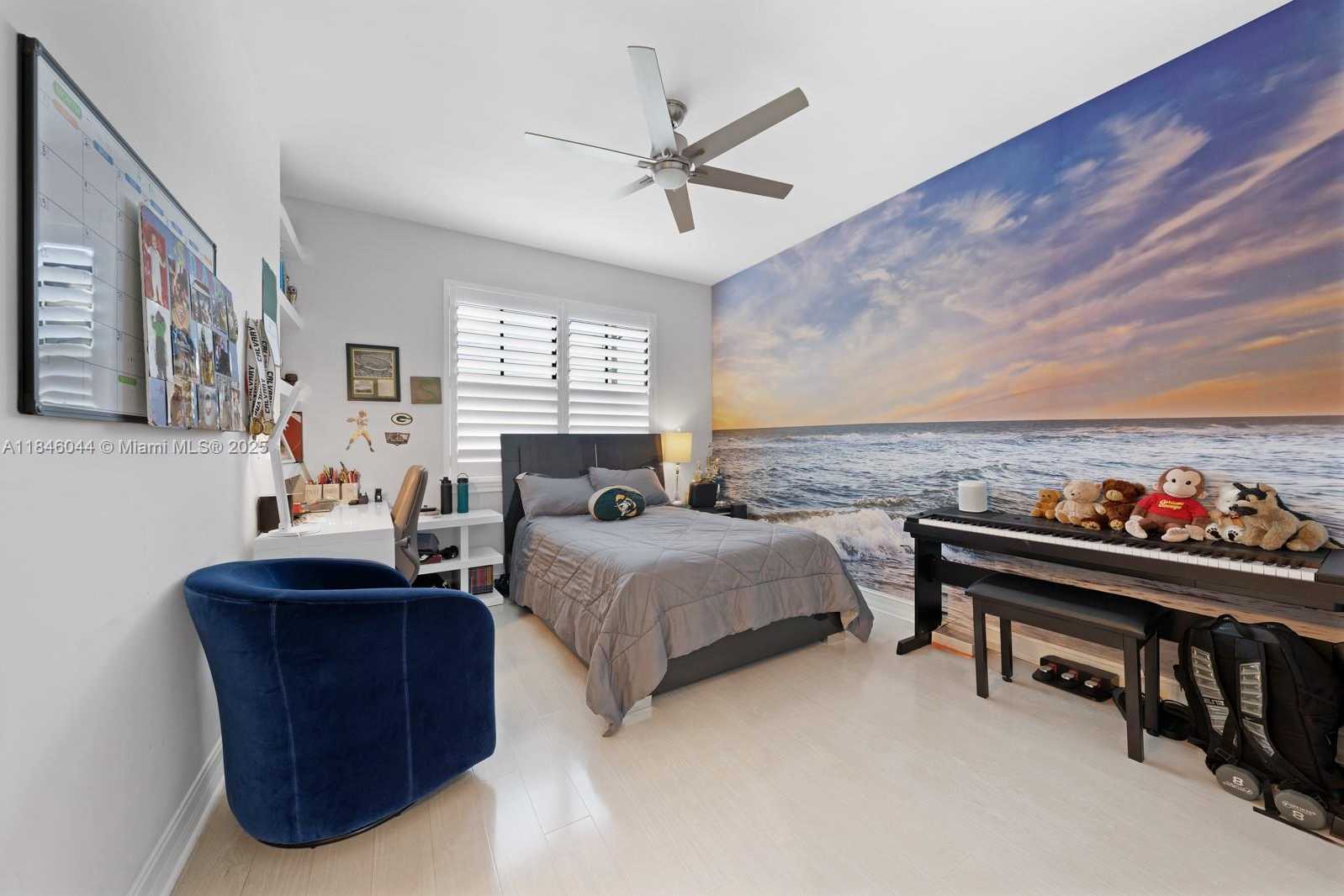 Small Image of 8545 EAST WATERCREST CIR E, Parkland Number 40