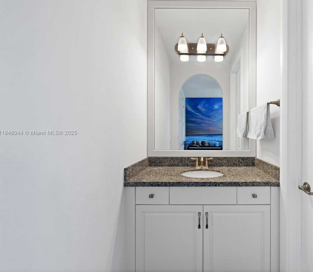 Small Image of 8545 EAST WATERCREST CIR E, Parkland Number 41