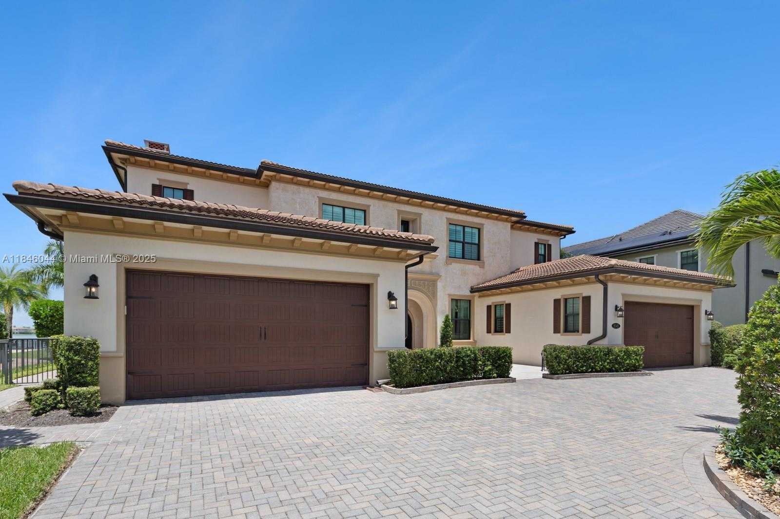 Small Image of 8545 EAST WATERCREST CIR E, Parkland Number 55