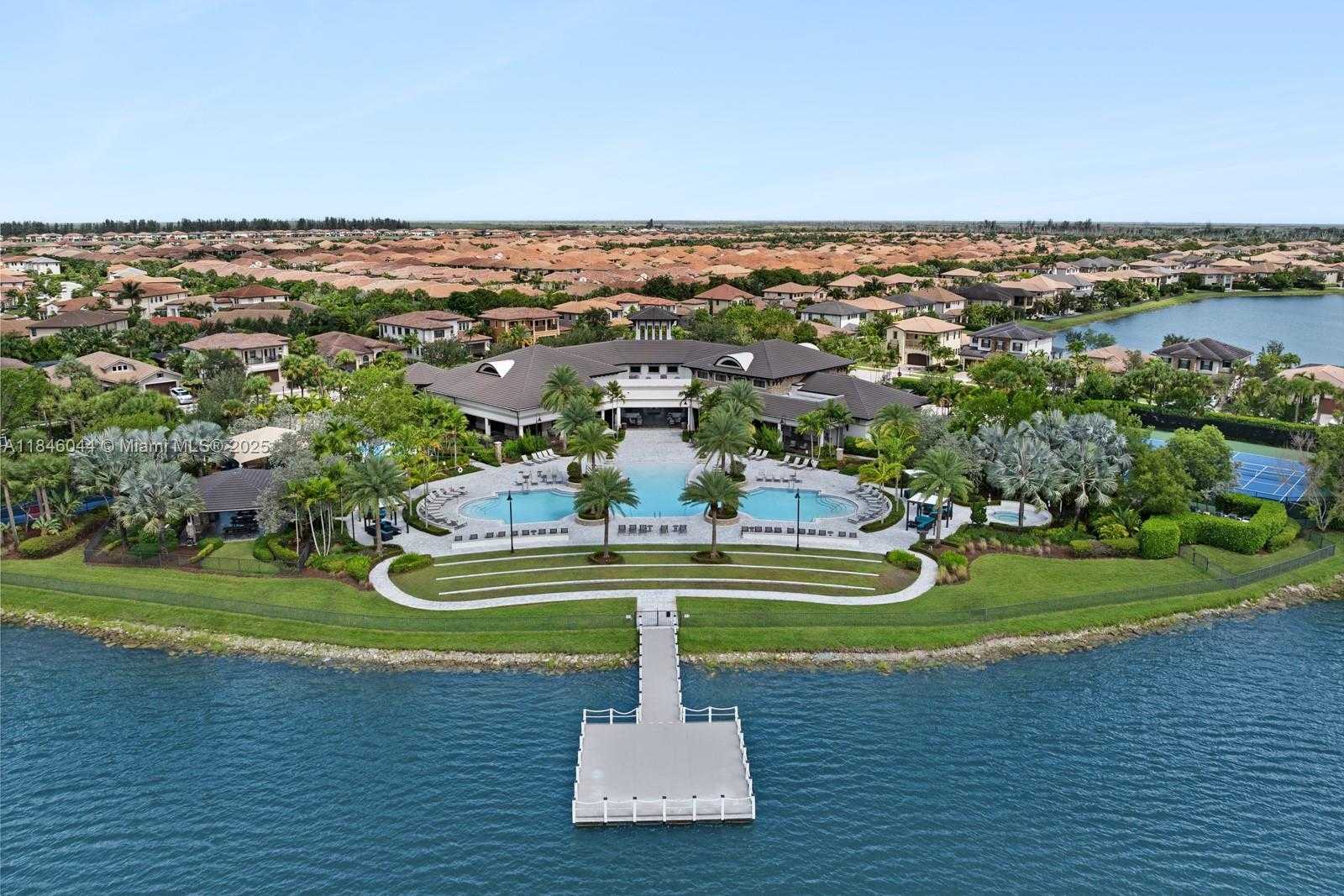 Small Image of 8545 EAST WATERCREST CIR E, Parkland Number 63