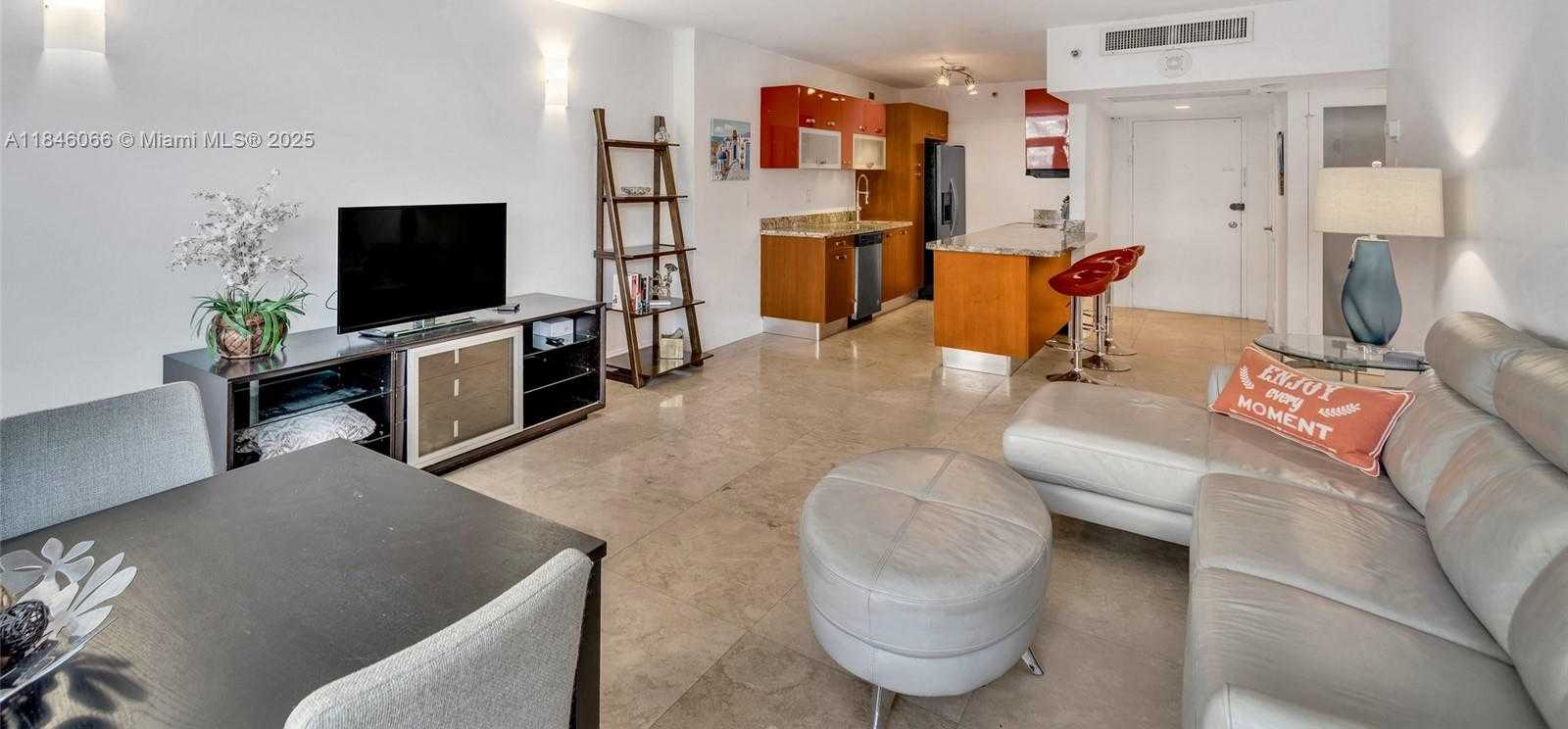 Small Image of 100 LINCOLN RD #308, Miami Beach Number 2