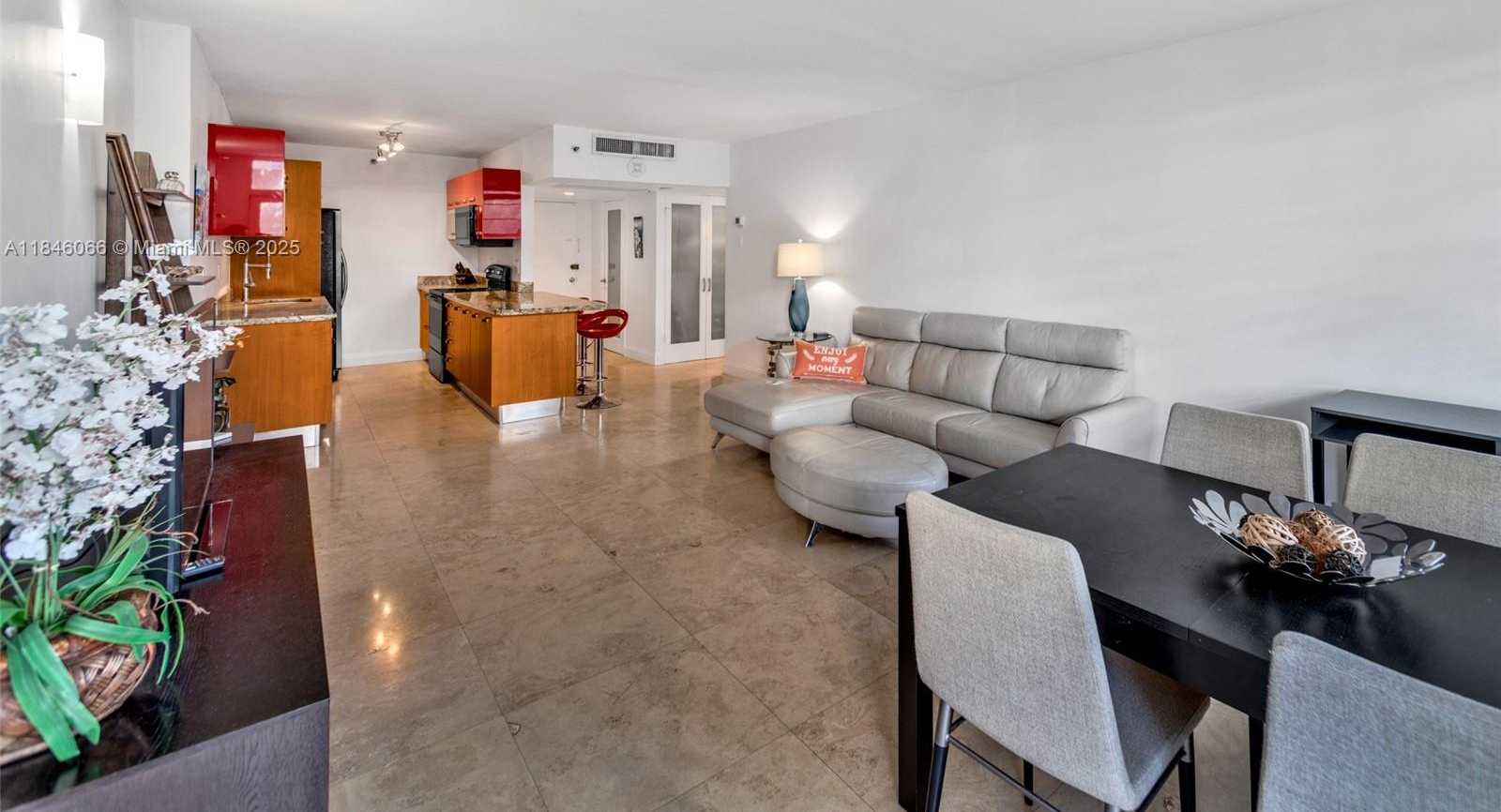 Small Image of 100 LINCOLN RD #308, Miami Beach Number 3