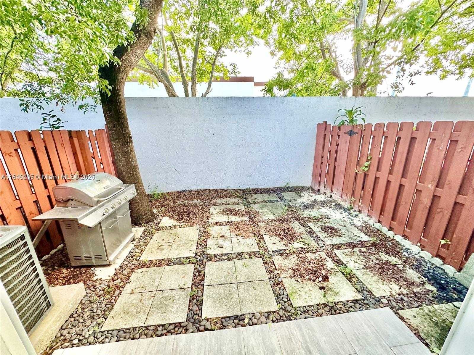 Small Image of 5620 NORTH WEST 107TH AVE #1504, Doral Number 14